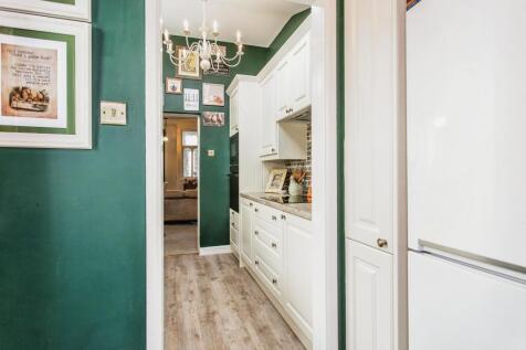 Lobby &amp; Kitchen