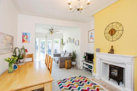 Dining/Sittig Room