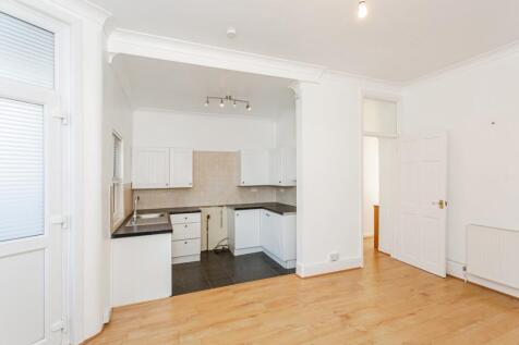 Reception/Kitchen