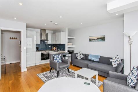 Reception/Kitchen