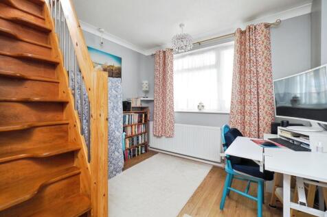 Bedroom/Office