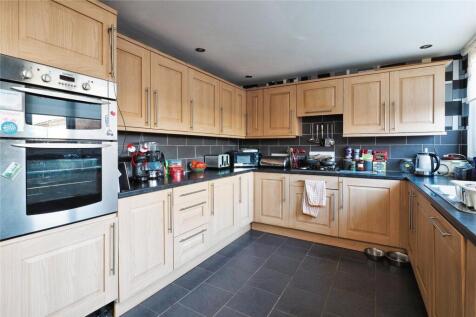 Fitted Kitchen