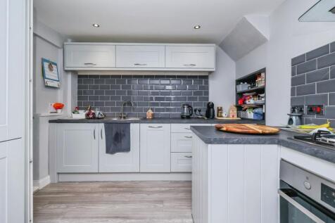 Fitted Kitchen