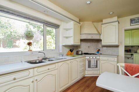 Fitted Kitchen