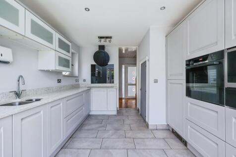 Kitchenb