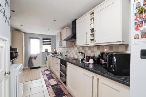 Fitted Kitchen