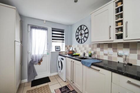 Fitted Kitchen