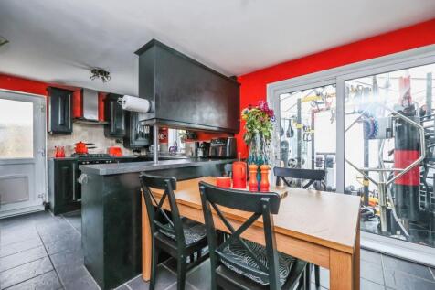 Fitted Kitchen