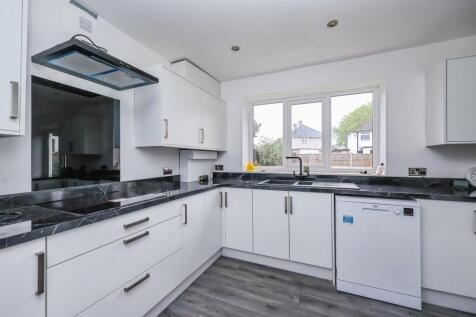 Fitted Kitchen