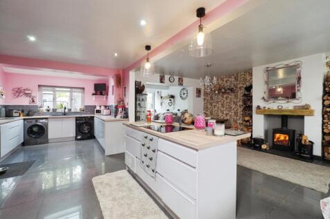 Kitchen/Lounge