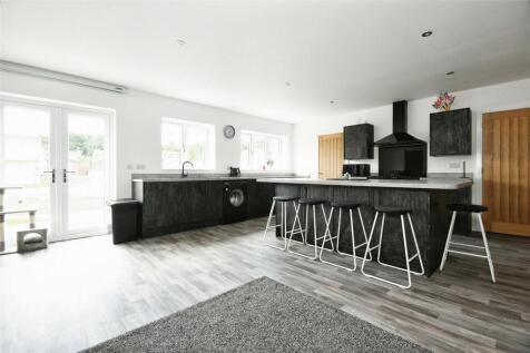Kitchen-Diner/Family
