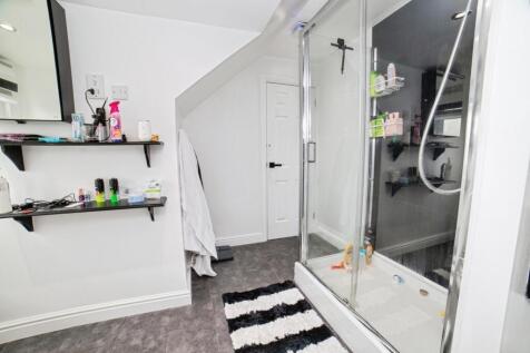 Jack N Jill Bathroom