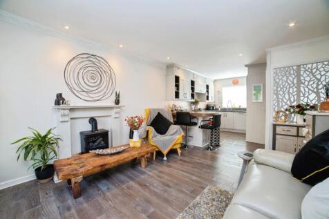 Lounge To Kitchen