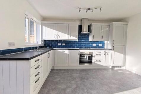 Photo - Kitchen