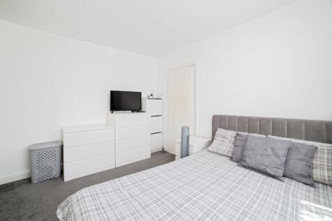 Photo- Bedroom