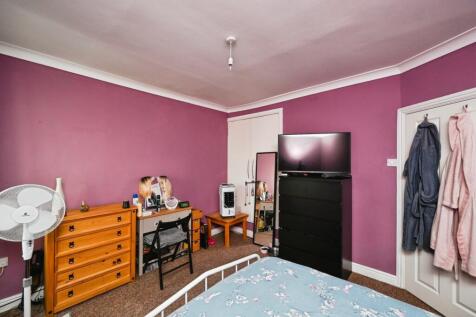 Photo- Bedroom