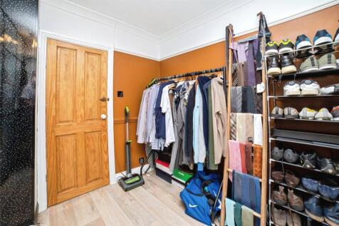 Photo- Bedroom