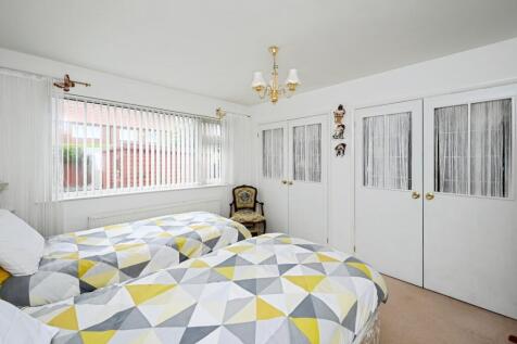 Photo- Bedroom