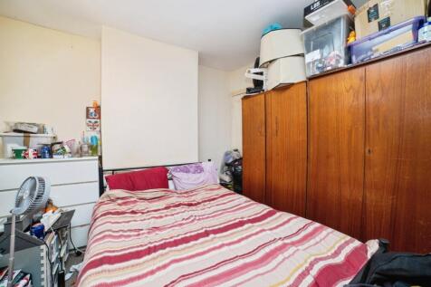 Photo- Bedroom