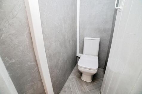 Outside Wc