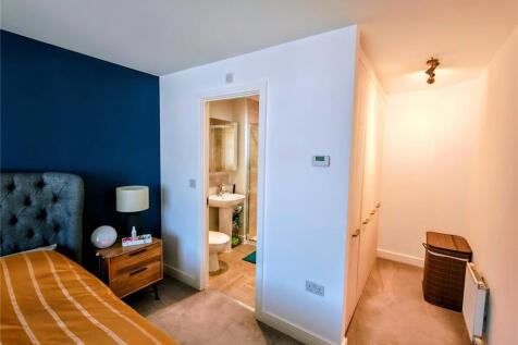 Bedrom 1 Wardrobe