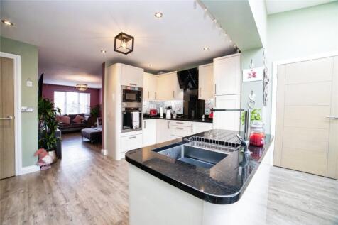 Family Kitchen Diner