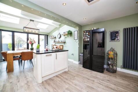 Family Kitchen Diner