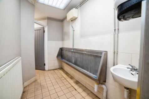 Mens Toilet