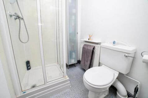 En Suite Shower