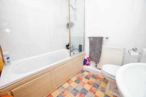 En Suite Bathroom