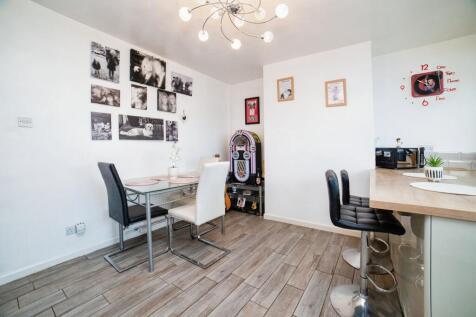 Family Kitchen Diner