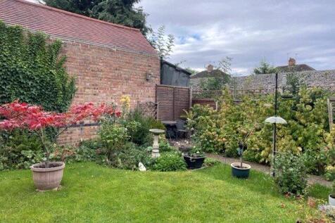 Summer Garden Pic