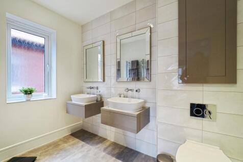 En-Suite One