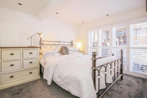 Prinicpal Bedroom