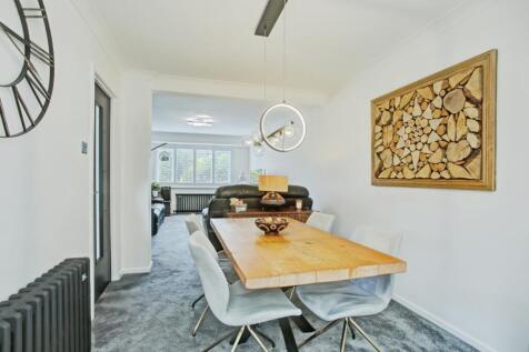 Dining / Living
