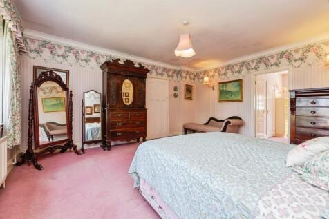 Principal Bedroom