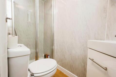 Shower Room 3