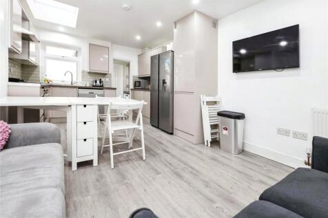 Living Kitchen Area