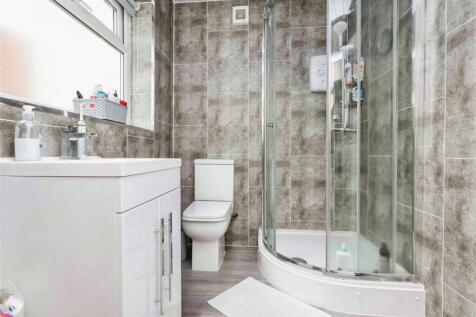 Shower Room 2