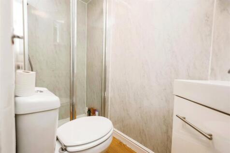 Shower Room 3