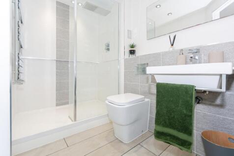 Ensuite Shower Room