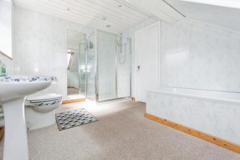Bath and Shower Room