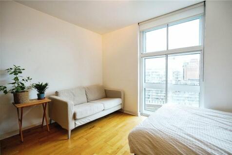 Studio Room