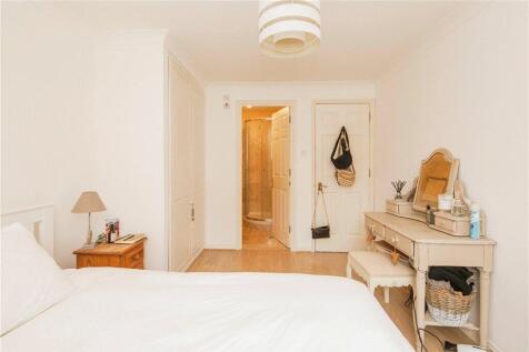 Pbedroom