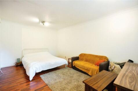 Studio Room