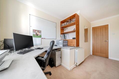 Bedroom/Office