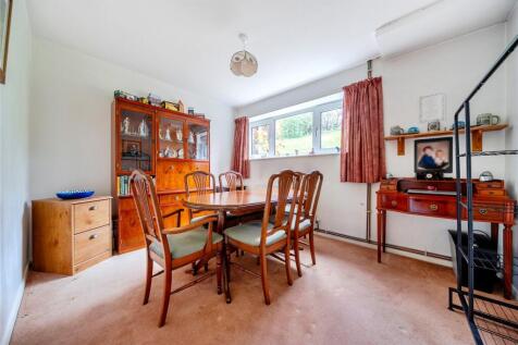 Bedroom 1/ Dining Ro