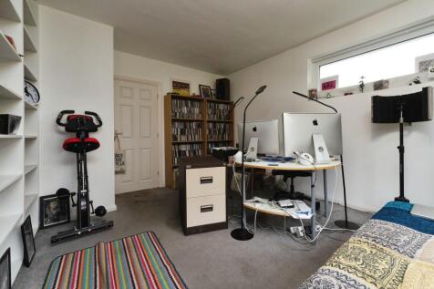 Bedroom/Study