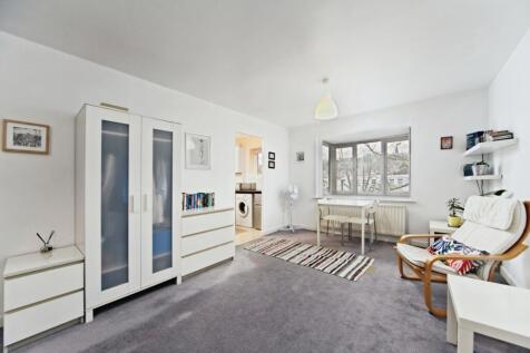 Lounge/Bedroom