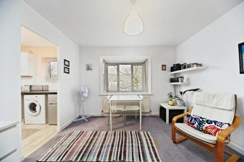 Lounge/Bedroom